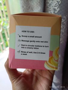 Lavenza Body Scrub Sealed Pack