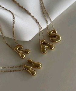 Gold 'S' initial Pendant 💛