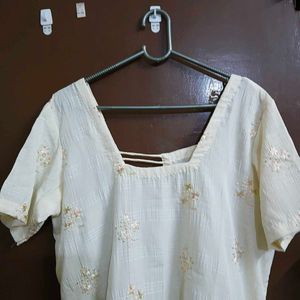 Cream Kurta Set with Pants &amp; Dupatta