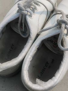 White Lancer School Shoes Size 5