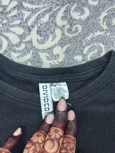 Black Ribbed Cropped T-Shirt