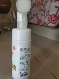 OG Natural Exfolia Ubtan Foaming Face Wash