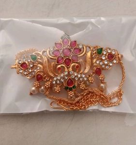 Brand New** Beautiful Choker/Necklace  For Women