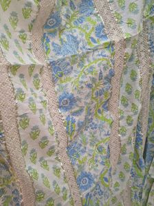 Beautiful Floral Print Kurta Set