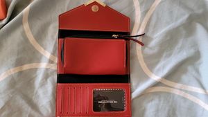 SALE 🥳🥳🥳 fixed price..Solid Red Wallet Multipur