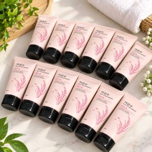 Pack of 12 Rice Water Bright Foaming Cleanser