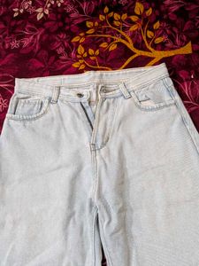 Light Wash Wide Leg Jeans