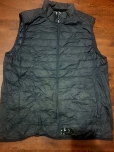 Sleeveless Puffer Jacket