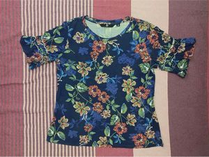 Floral Print Ruffle Sleeve Top