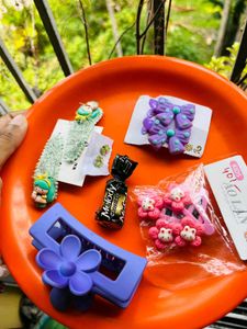 bundle of cute hair accessories