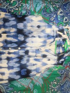 Sleeveless Blue Tie-Dye Button-Up Top