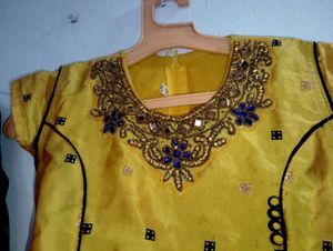 Free  Hairband Beautiful Punjabi Indian Dress