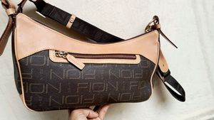 Fioni Baguette Bag