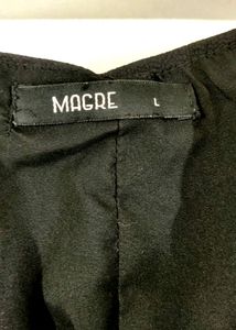 MAGRE BLACK PUFF SLEEVES TOP