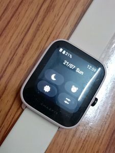 Stylish Beige Smartwatch - Fitness Tracker