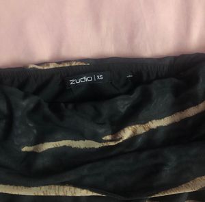 Zudio Off shoulder black top