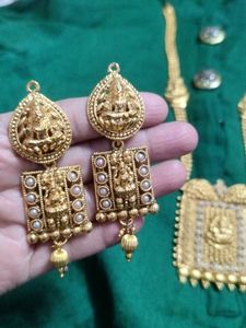 Exquisite Gold Temple jewellery set