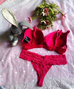 Lace H&amp;m Bra and thong set