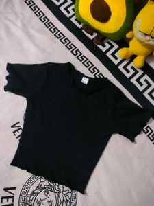 Black Ribbed Crop Top