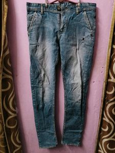 Stylish Blue Distressed Denim Jeans