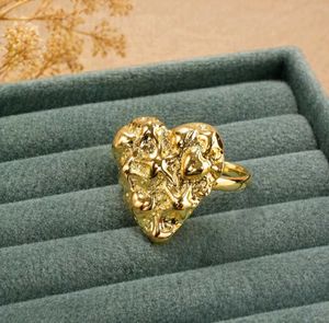 Unique Gold Heart Ring