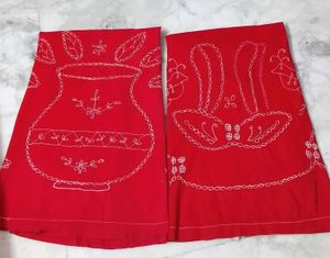 Vibrant Red Embroidered घेरेदार peticot