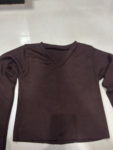 Ribbed V-Neck Long Sleeve Top