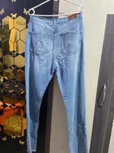 Chic Women's Light Blue Bootcut Denim Jeans