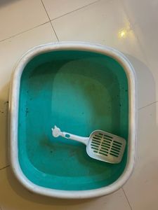 Cat Litter Box with Scoop