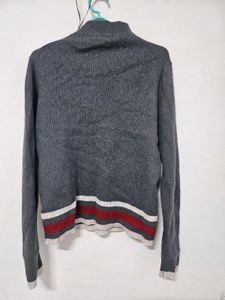 Striped Hem Gray Turtleneck