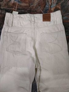 White Sleeveless Top