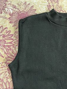 High Neck Crop top