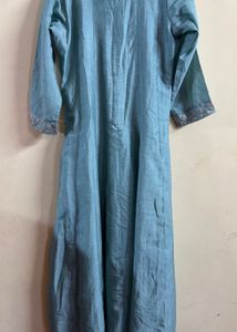 Beautiful Teal Embellished Kurta (sky blue)