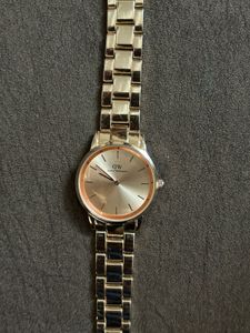 Daniel Wellington Rose Gold Watch
