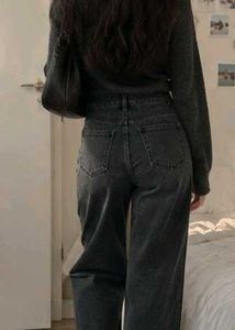 ⊹♡ Charcoal Black Raw-Hem Denim Jeans 🖤🩶