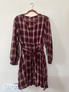 Chic Plaid Button-Up Dress