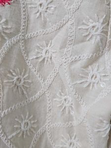 Elegant White Kurta with Pink Embroidery