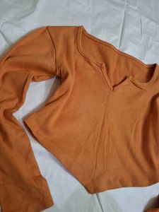 Cropped Long Sleeve Top