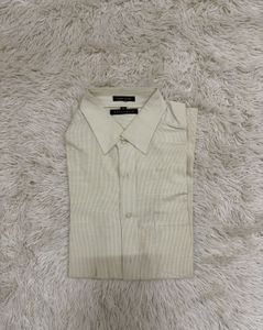 Men's Classic Fit Dress Shirt