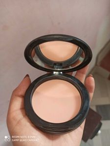Compact Face Powder with Mirror