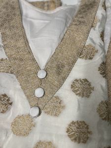 Elegant White &amp; Gold Kurta Set