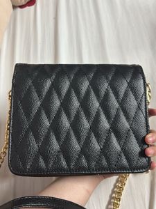 Chic Black Quilted Crossbody Bag