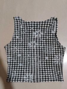 Black &amp; White Gingham Floral Crop Top