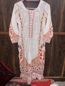 White pakistani suit(3 day offer only)