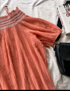 Off Shoulder Top❤️