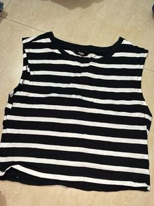 Black and white strips crop top