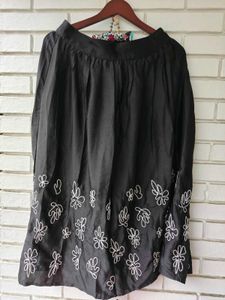 Zink London Black Embroidered Skirt