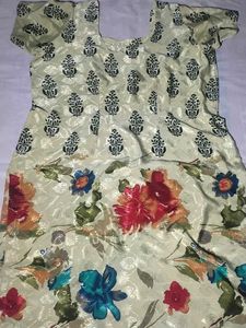 Stylish Floral Print suite silk crep