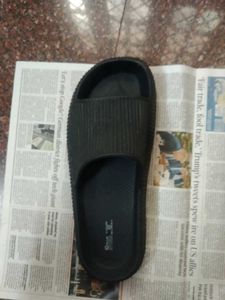 Stylish Black Slides/Flip-Flops