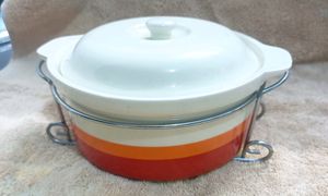 Ceramic Bowl With Lid And Stand